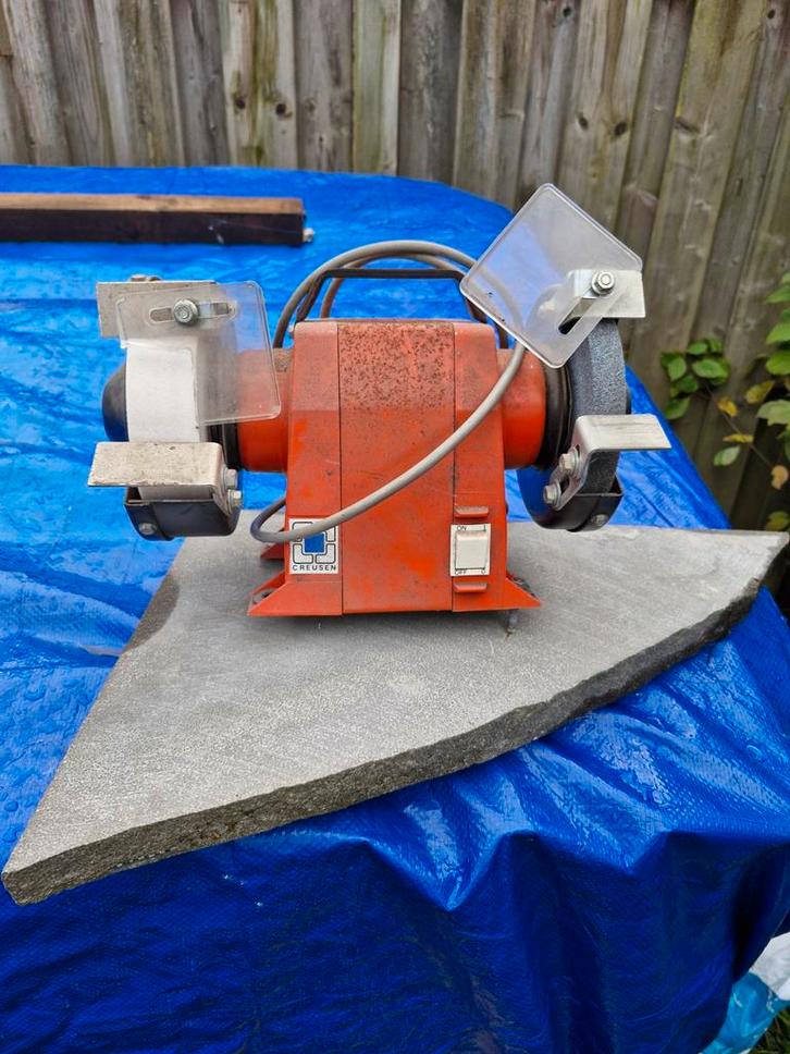 Creusen Bijtel Slijpmachine - Gebruikt, Doe-het-zelf en Verbouw, Gereedschap | Slijpmachines, Gebruikt, Werkbankslijpmachine, Minder dan 700 watt