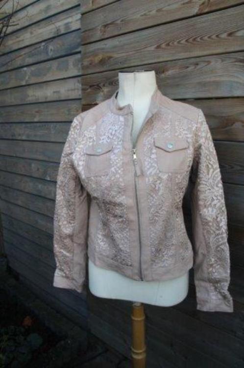 Jasje oud roze kant Rino & Pelle mt 40 Vaste prijs, Kleding | Dames, Jasjes, Kostuums en Pakken, Zo goed als nieuw, Jasje, Maat 38/40 (M)