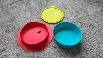Tupperware eetschaaltje baby beschikbaar voor biedingen