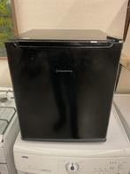 Tafelmodel koelkast Kitchen Brothers # 9718, B, Minder dan 85 cm, Minder dan 75 liter, 45 tot 60 cm