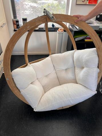 Amazonas Globo Chair hangstoel met regenhoes 