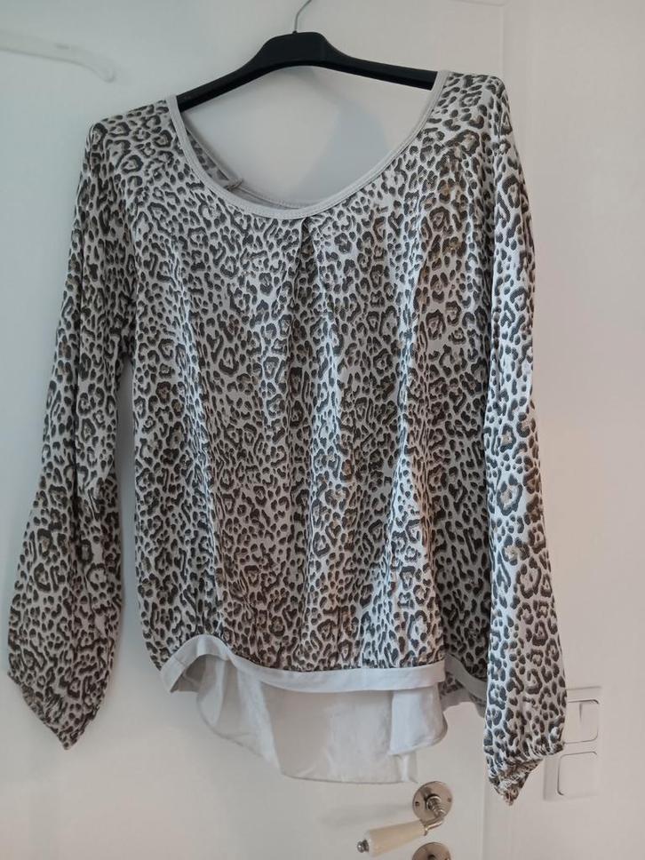 Panterprint Blouse met Open Rug - Maat M, Kleding | Dames, Blouses en Tunieken, Zo goed als nieuw, Maat 38/40 (M), Beige, Ophalen of Verzenden