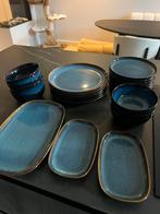 Servies - Borden en Kommen 8 persoons, Ophalen of Verzenden, Zo goed als nieuw, Bord(en), Overige stijlen