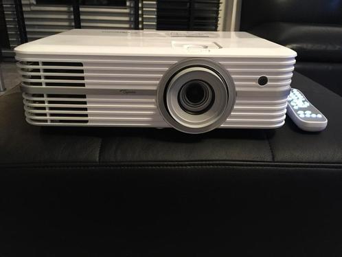 Optoma UHD40 HDR 4K/2 branduren/3840*2160!/Nieuwstaat!, Audio, Tv en Foto, Beamers, Zo goed als nieuw, Overige technologieën, Ultra HD (4K)