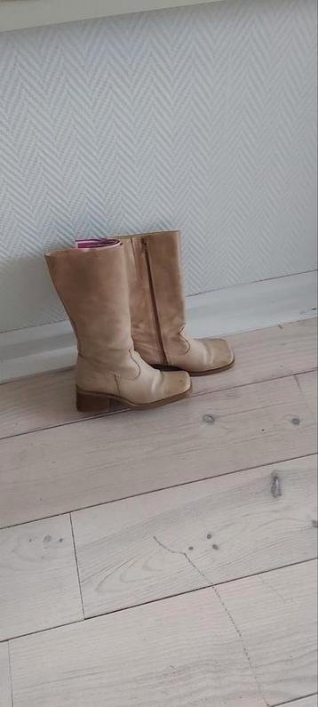 Beige leren laarzen maat 38 beschikbaar voor biedingen