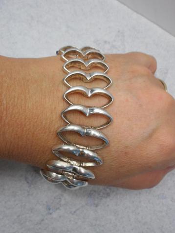 zilveren prachtige zware modernist armband nr.1096 beschikbaar voor biedingen