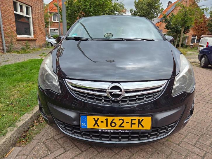 Opel Corsa 1.4 64KW 3D 2013  APK 31-10-2026, Auto's, Opel, Particulier, Corsa, ABS, Airbags, Airconditioning, Bochtverlichting