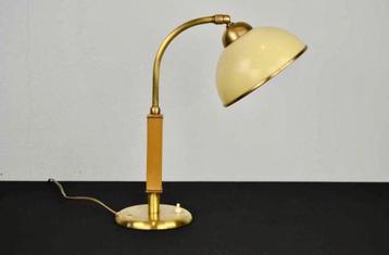 Art Deco Bureaulamp met geel Bakeliet beschikbaar voor biedingen