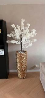 Mooi schelpenvazen met bloesem boom, Wit, Aardewerk of Porselein, Ophalen of Verzenden, Zo goed als nieuw