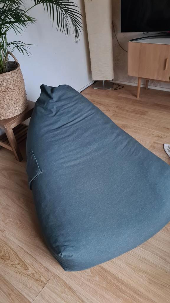 Grote zitzak van Sklum, Huis en Inrichting, Zitzakken, Zo goed als nieuw, Grijs, Ophalen