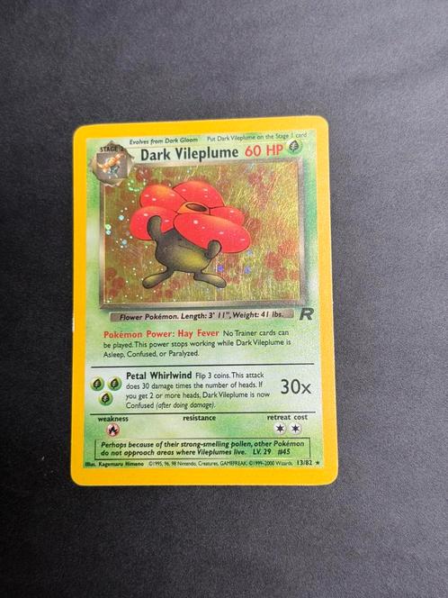 Dark vileplume #13 team rocket, Hobby en Vrije tijd, Verzamelkaartspellen | Pokémon, Zo goed als nieuw, Ophalen