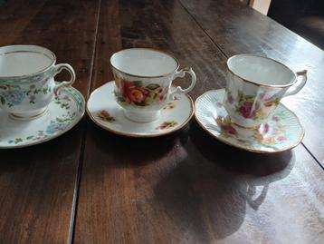 Bone china Porseleinen kop en schotels, Engeland beschikbaar voor biedingen