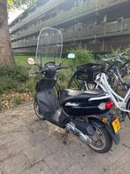 Te koop: peugot kisbee 2017, Fietsen en Brommers, Scooters | Overige merken, Ophalen, Gebruikt