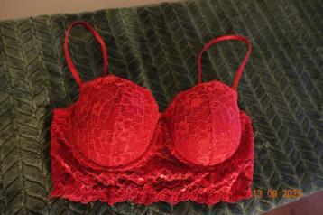 [Nieuw] H&M diep rode bustier (bh), maat 75B beschikbaar voor biedingen