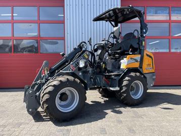 Giant G2500 XTRA HD T-74-GKP beschikbaar voor biedingen