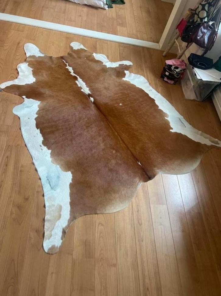 Uniek Koeienkleed - Stijlvolle Eyecatcher!, Huis en Inrichting, Stoffering | Tapijten en Kleden, Nieuw, 150 tot 200 cm, 200 cm of meer