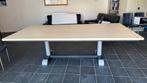 grote tafel met fineerblad,ideaal voor hobbyruimte, kantoor., Ophalen, 150 tot 200 cm, 200 cm of meer, Zo goed als nieuw