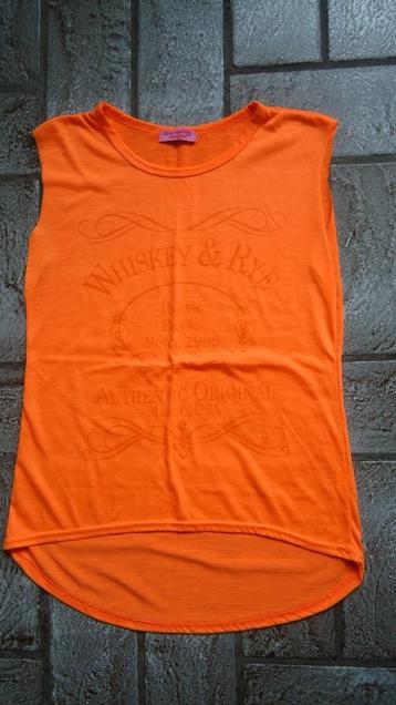 Leuke oranje top met print beschikbaar voor biedingen