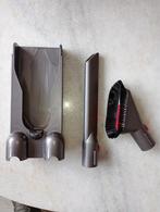 Dyson fluffy v11 stofzuiger opzetstukken en wand houder, Witgoed en Apparatuur, Stofzuigers, Ophalen of Verzenden, Zo goed als nieuw