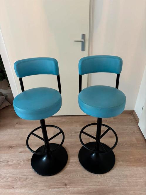Barkruk Cobra van Johanson, Huis en Inrichting, Barkrukken, Zo goed als nieuw, 90 cm of meer, Leer, 2 krukken, Draaibaar, Ophalen