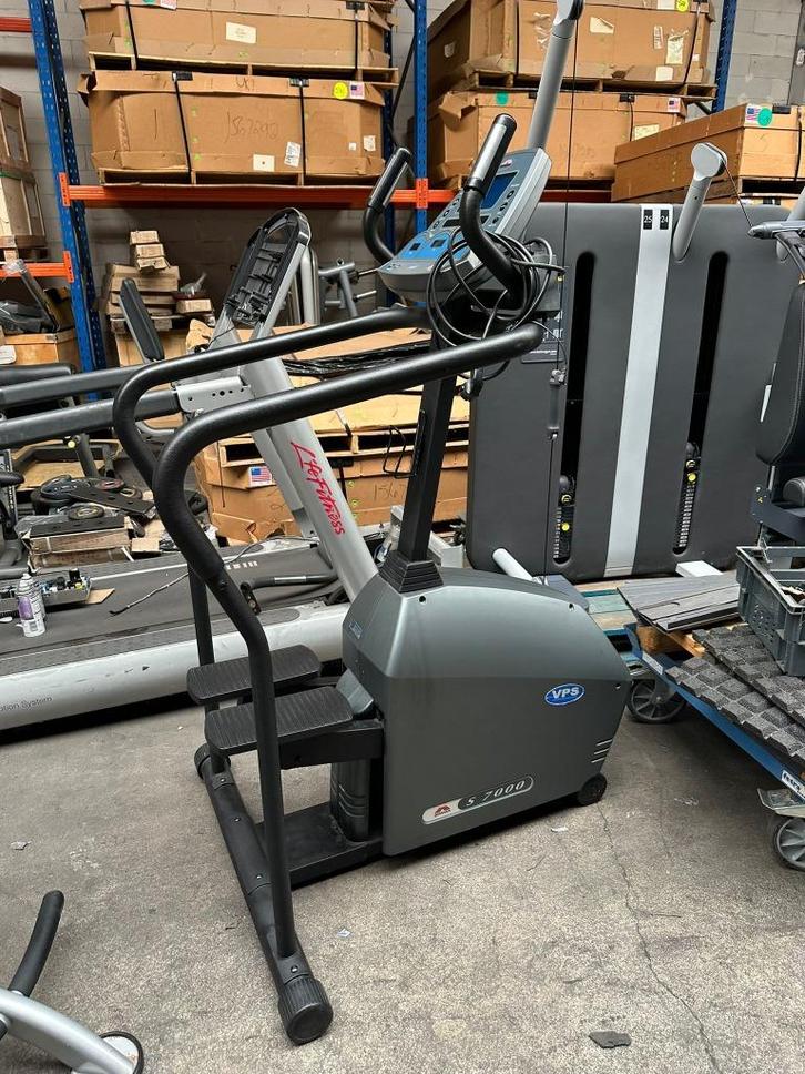 Johnsen Fitness professioneel / stepper step werkt nog goed, Sport en Fitness, Fitnessmaterialen, Gebruikt, Armen, Benen, Borst
