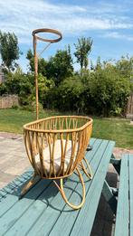 Vintage Rotan baby wieg met hemel, Ophalen of Verzenden, Gebruikt, Wieg