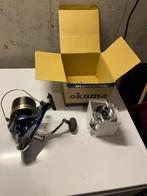 2 Okuma molens nieuw, Watersport en Boten, Hengelsport | Zeevissen, Ophalen, Nieuw, Molen