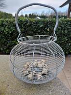 Eiermandje wit metaal, Ophalen of Verzenden