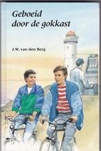 Berg, J.W. van den – Geboeid door de gokkast (jeugd 10-12jr), Boeken, Non-fictie, Ophalen of Verzenden, Berg, J.W. van den, Zo goed als nieuw