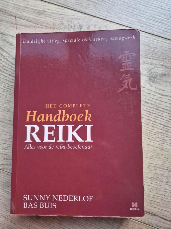 Het Complete Handboek Reiki - Sunny Nederlof & Bas Buis, Boeken, Esoterie en Spiritualiteit, Gelezen, Achtergrond en Informatie