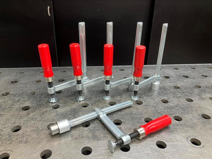 Lastafel spantang 200 mm, 28 mm systeem, Doe-het-zelf en Verbouw, Steigers, Nieuw, Overige typen, Ophalen of Verzenden