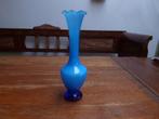 Sierlijk vintage opaline vaasje in blauw, Ophalen of Verzenden