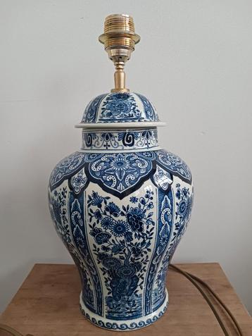 Mooie grote Delfts Blauwe vaaslamp van Boch  beschikbaar voor biedingen