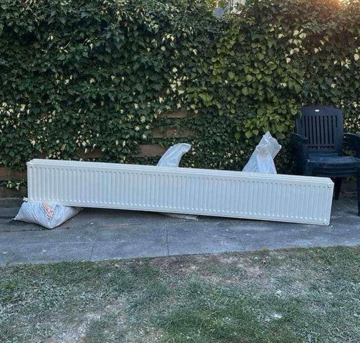 Mooie radiator te koop!, Doe-het-zelf en Verbouw, Verwarming en Radiatoren, Zo goed als nieuw, Radiator, 30 tot 80 cm, 150 cm of meer
