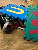 Staptegels met letters, Ophalen of Verzenden, Zo goed als nieuw