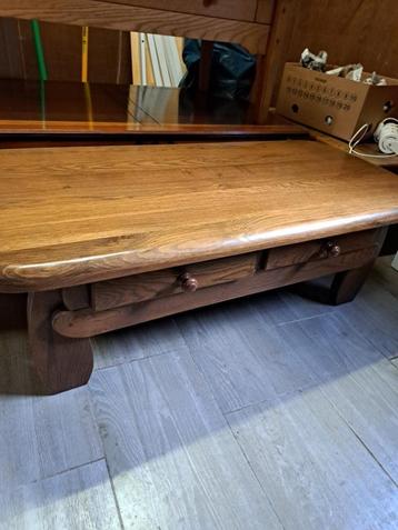 eiken salontafel te koop. beschikbaar voor biedingen