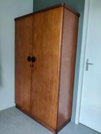 Vintage kast met openslaande deuren met prachtige handgreep, Met slot, 25 tot 50 cm, 100 tot 150 cm, 150 tot 200 cm
