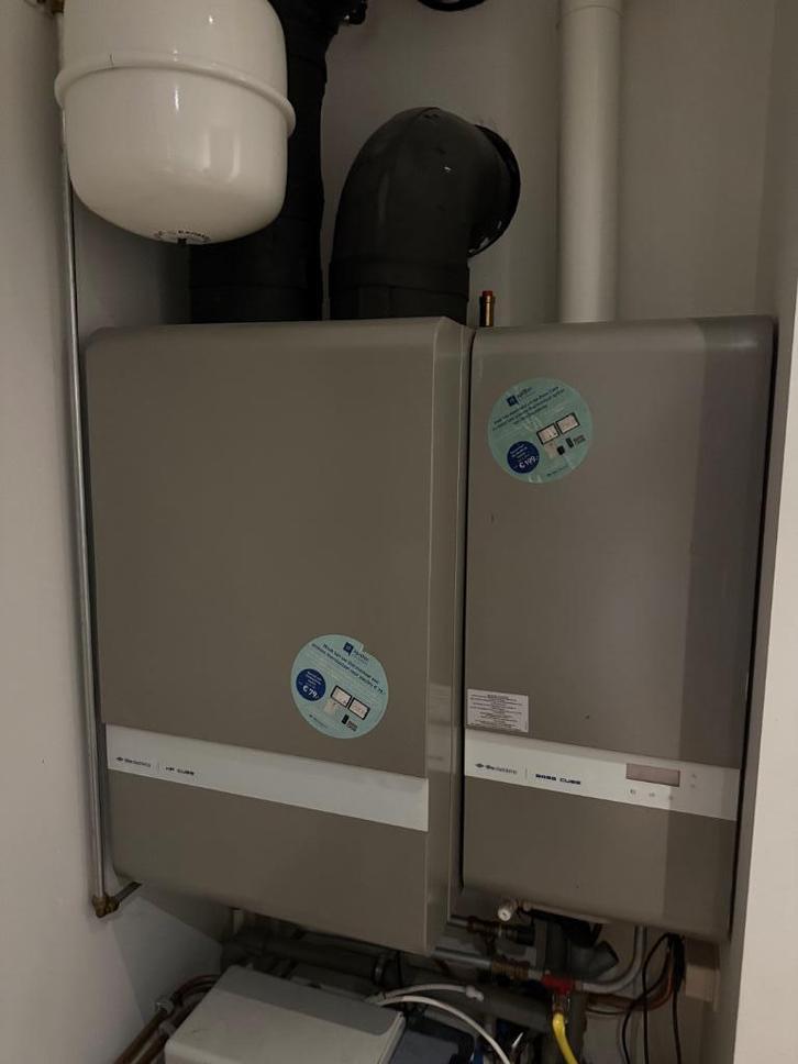 Itho Daalderop hybride warmtepomp, Doe-het-zelf en Verbouw, Verwarming en Radiatoren, Gebruikt, Cv-ketel of Combi-ketel, 800 watt of meer