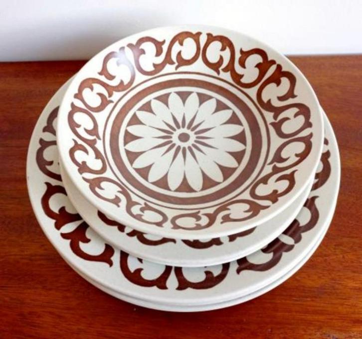 Vintage borden J&G Meakin Maidstone Bianca/England, Huis en Inrichting, Keuken | Servies, Gebruikt, Bord(en), Ophalen of Verzenden