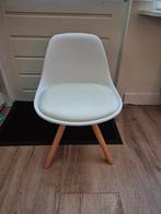 Leuk kinderstoeltje, Kinderen en Baby's, Kinderkamer | Tafels en Stoelen, Ophalen, Zo goed als nieuw, Stoel(en)