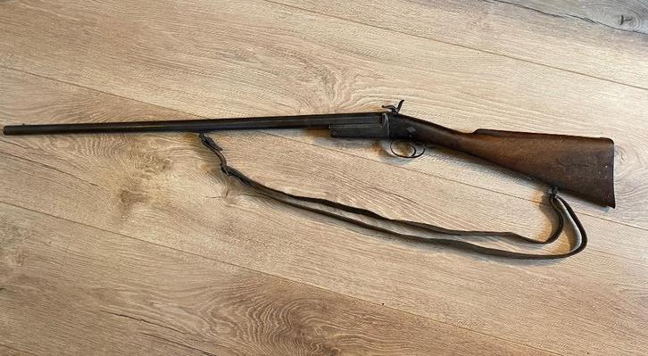 Antiek Stropers Geweer Caliber 20, Antiek en Kunst, Antiek | Overige Antiek, Ophalen of Verzenden