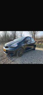 Toyota Aygo 1.0 12V Vvt-i 5DRS 2011 Zwart, Auto's, Toyota, Voorwielaandrijving, 4 stoelen, Origineel Nederlands, Handgeschakeld