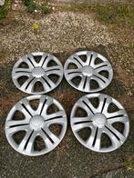 Skoda wieldoppen 15 inch, Auto diversen, Wieldoppen, Ophalen of Verzenden, Zo goed als nieuw