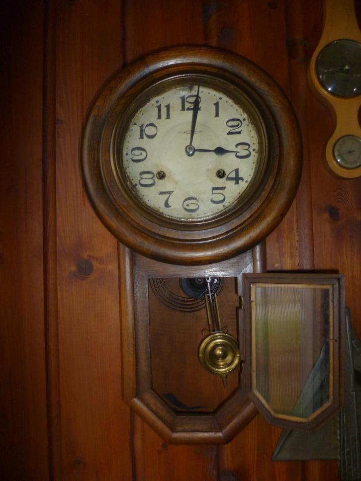 Engelse pup klok, Antiek en Kunst, Antiek | Klokken, Ophalen