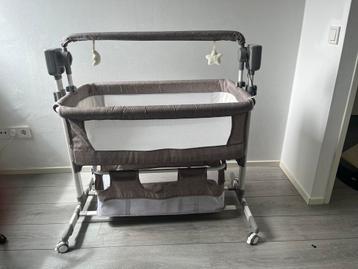 Elektrisch Baby Wiegje beschikbaar voor biedingen