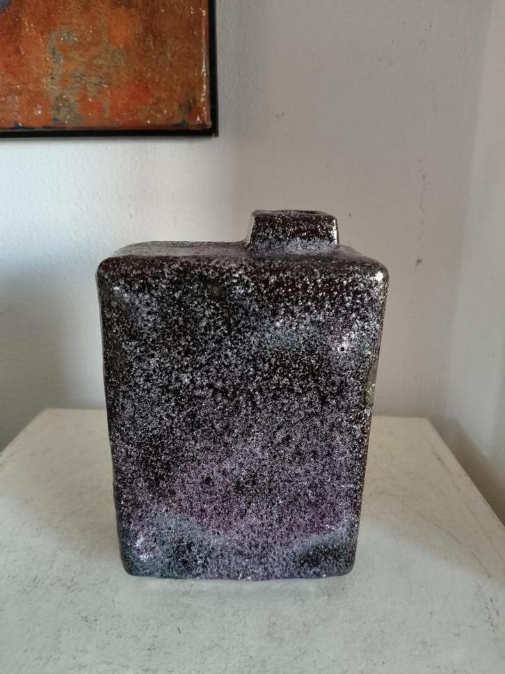 2840 Afina Rijnsburg Fatlava Blokvaas Paars, Huis en Inrichting, Woonaccessoires | Vazen, Gebruikt, Overige kleuren, Minder dan 50 cm