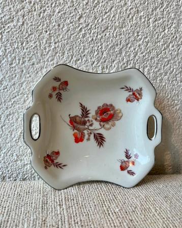vintage schaaltje van Victoria Czechoslovakia bloemmotief beschikbaar voor biedingen