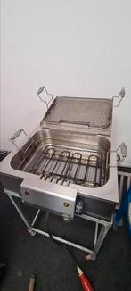 MKN Oliebollenbak voor 30 stuks op onderstel met wielen., 4 liter of meer, Ophalen, Zo goed als nieuw