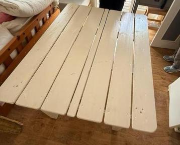 Handgemaakte Eettafel ( buiten tafel) beschikbaar voor biedingen