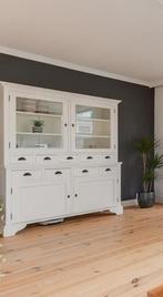 Witte buffetkast met veel opbergruimte, Huis en Inrichting, Ophalen, Zo goed als nieuw, Met lade(s), 150 tot 200 cm
